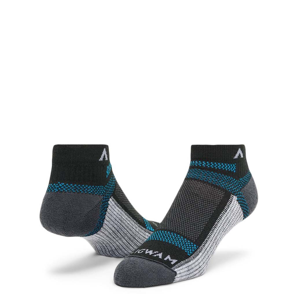 wigwam-socks-f6281-ultra-cool-lite-low-black-1-borrego-outfitters-202107